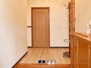 Interior - Private villa with 3 bedrooms living dining ro / Chitose Hokkaidō (Chitose)