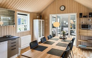 Dining - Cozy home in Løgstør with kitchen (Løgstør)