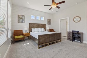 4 bedrooms, desk, iron/ironing board, travel crib