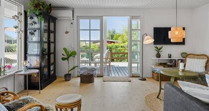 Lovely home in Kerteminde with WiFi