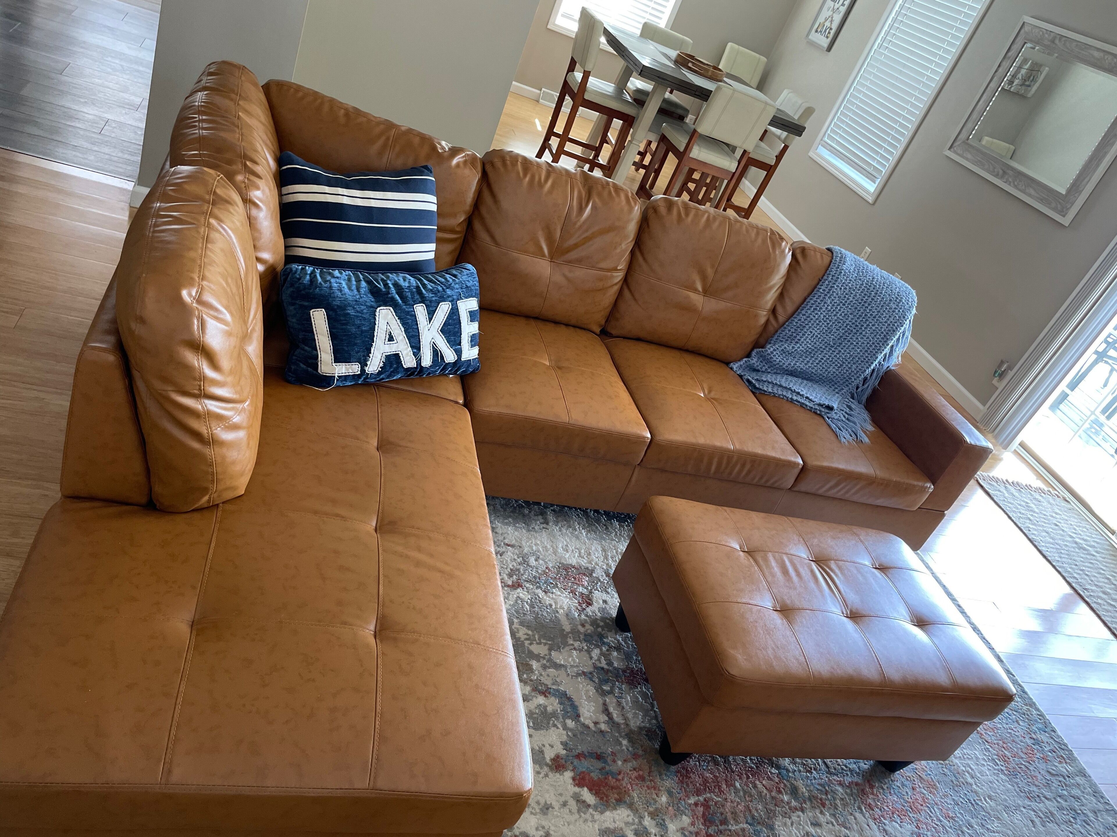 Newly remodeled Cayuga Cottage with private dock on the sunset bay. 