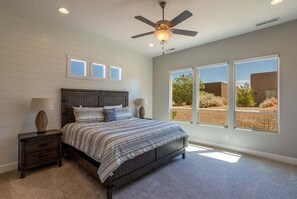 4 habitaciones, tabla de planchar con plancha y wifi gratis 