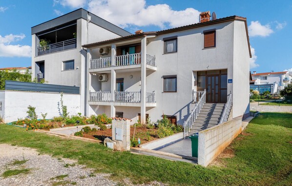 Exterior - 1 bedroom amazing apartment in Pula (Pula)