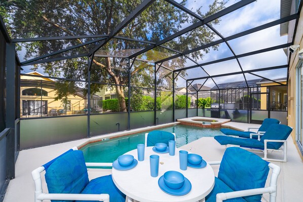 Indoor pool, outdoor pool