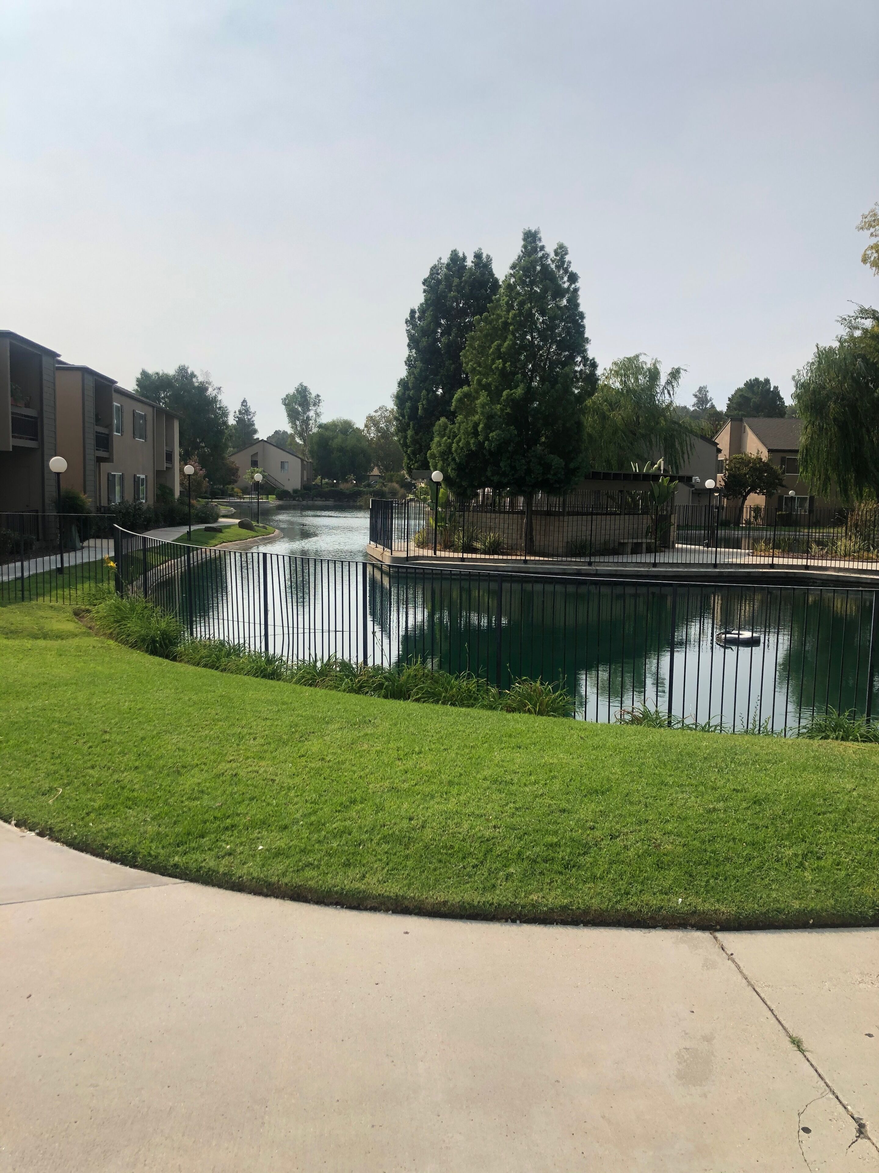 2 bedroom Condo near 5 fwy. Valencia, Magic Mountain and College of the Canyons.