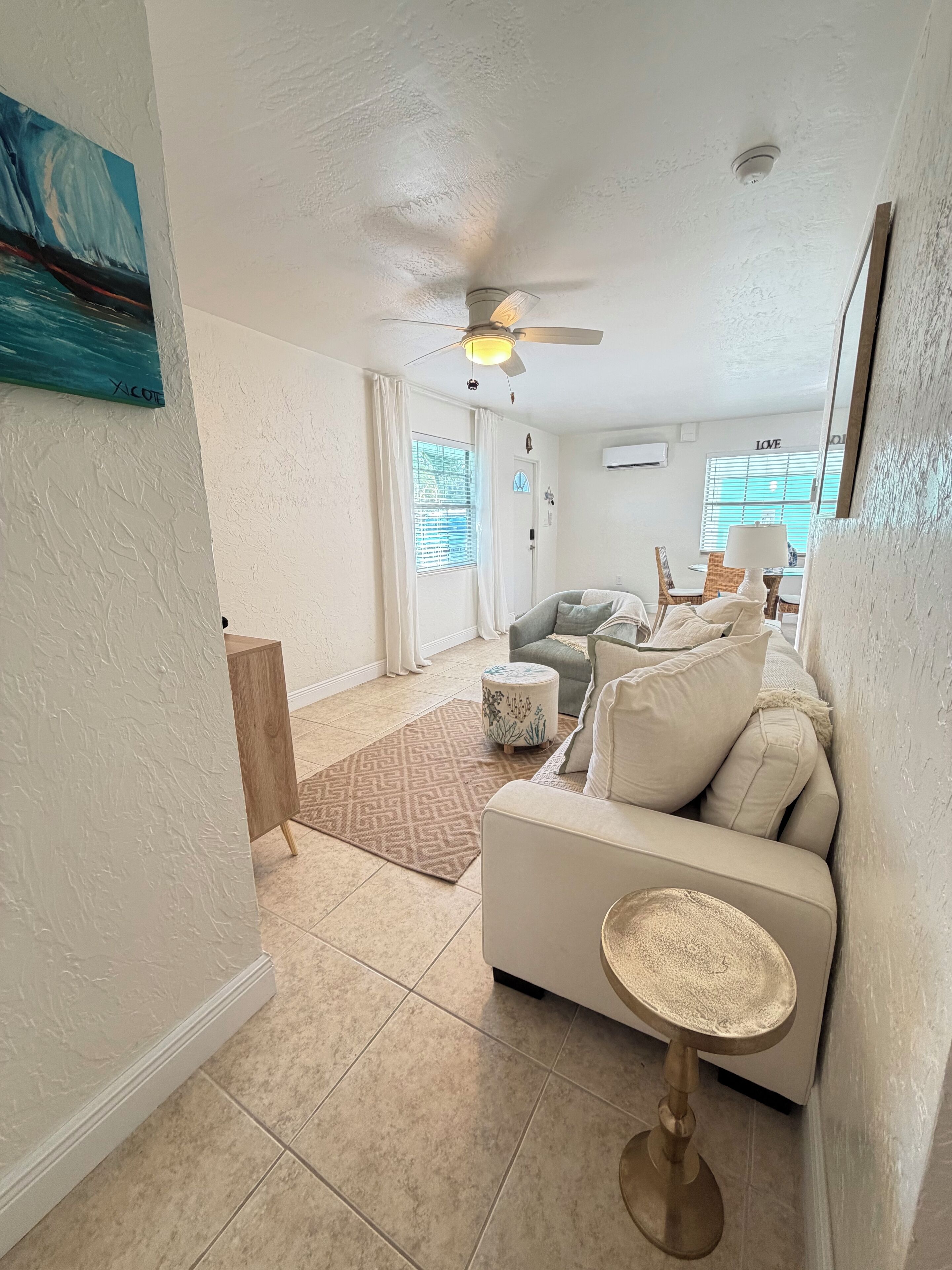 智能電視、書籍