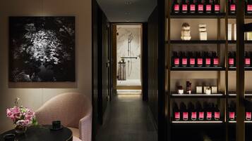 3 treatment rooms