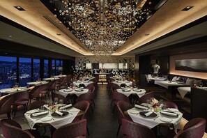 Breakfast, lunch and dinner served  - Fauchon Hotel Kyoto (Kyoto)
