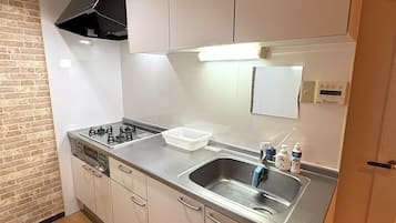 Apartment, Non Smoking (Grandioso Nakano 701) | Seterika/papan seterika, Wi-fi percuma, cadar katil