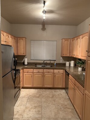 Microwave, dishwasher, coffee/tea maker, toaster