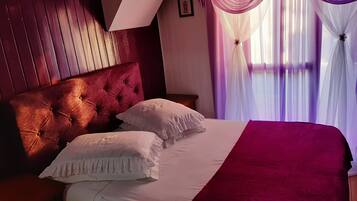 2 多间卧室、WiFi