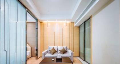 Sweetome Boutique Apartment (Yangzhou Railway Station Jinghua City)