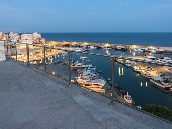 Marina - Apartment with terrace and pool 100m beach (L'Ametlla de Mar)