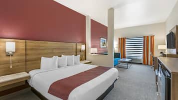 Desk, laptop workspace, iron/ironing board, free WiFi