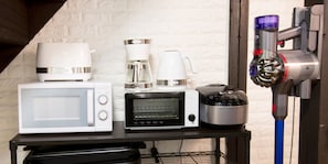 Fridge, microwave, coffee/tea maker, electric kettle
