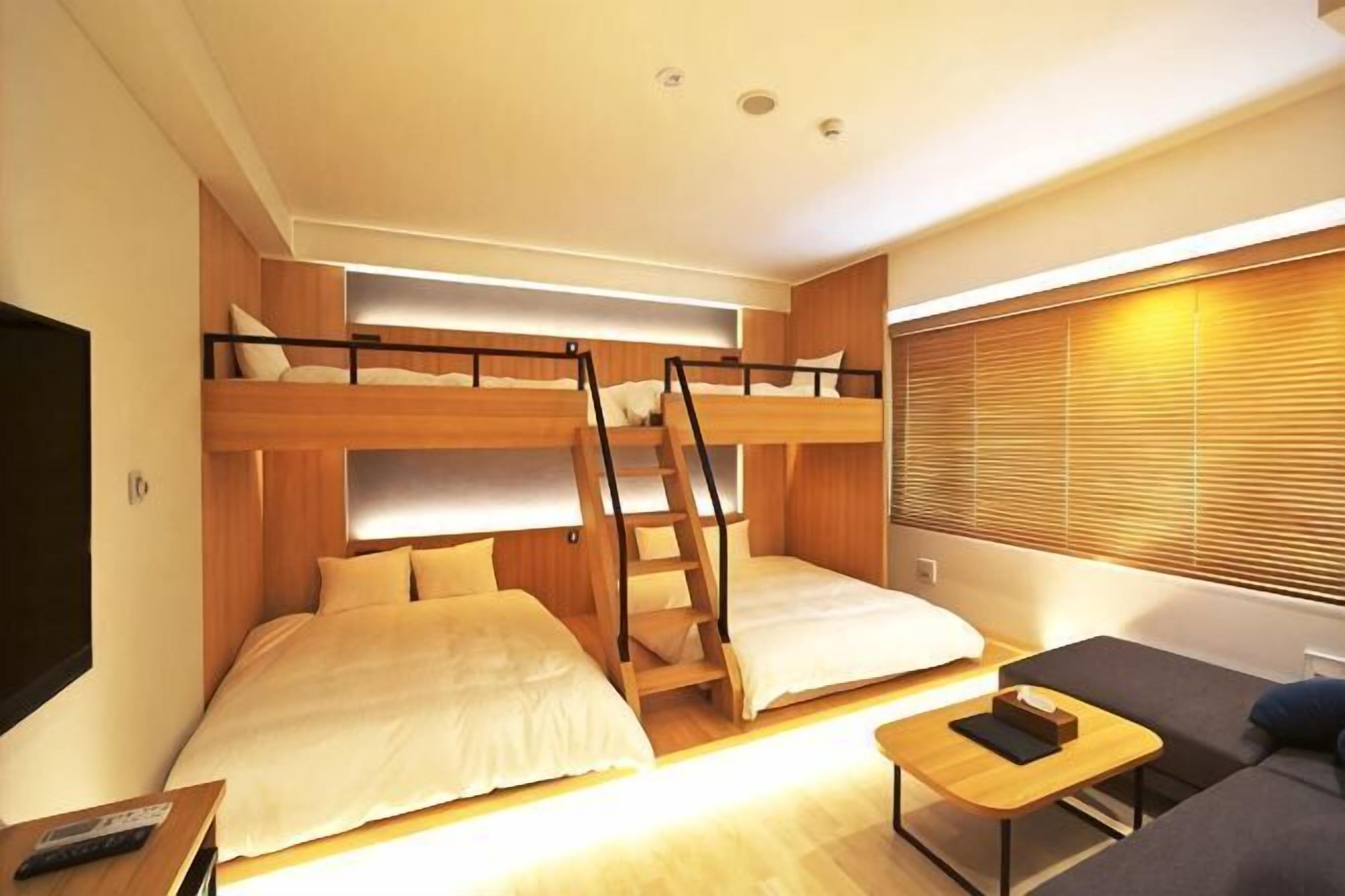 In-room safe, desk, free WiFi, bed sheets