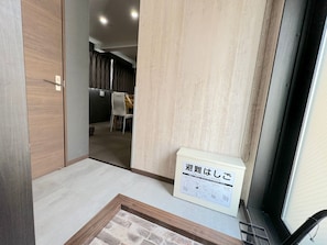 Habitació (2DK+Loft 70sqm, Shinjuku East 302) | Decoració individual, planxa i posts de planxar i wifi gratuïta