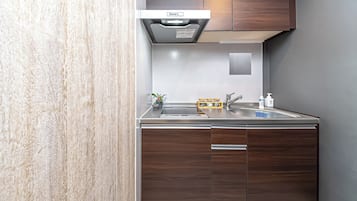 Apartment (3LDK 70sqm 6beds, Shinjuku East 202) | Eigene Küche