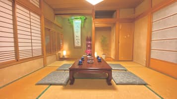 單棟房屋 (Yuzawa Japanese House) | 客廳 | 平面電視