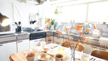 Casa (Yuzawa Japanese House) | 4 quartos, Wi-Fi de cortesia, roupa de cama