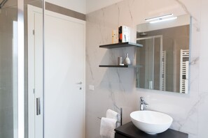Bathroom - Venezia Fly Apartments 2 (Venezia)