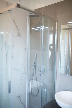 Bathroom - Venezia Fly Apartments 2 (Venezia)