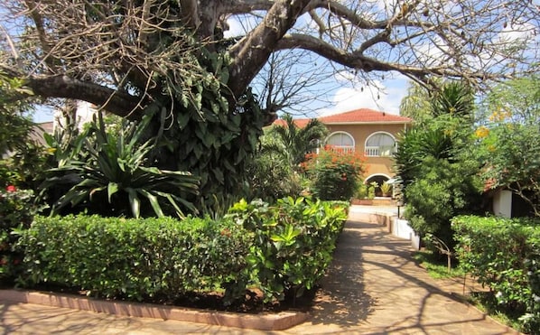 Garden - JoysVilla Family Holiday Home (Malindi)