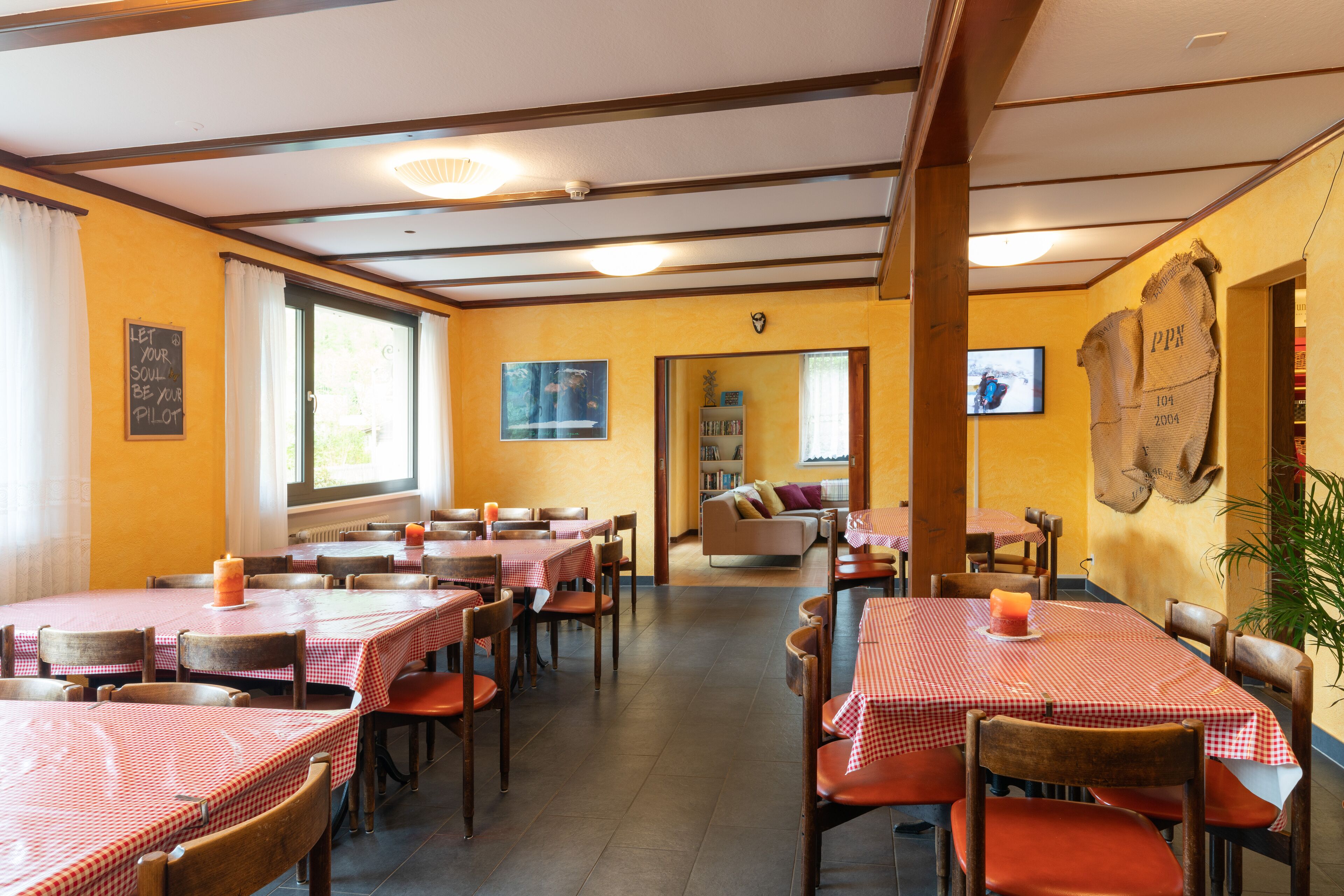 Photo - Lake Lodge Hostel