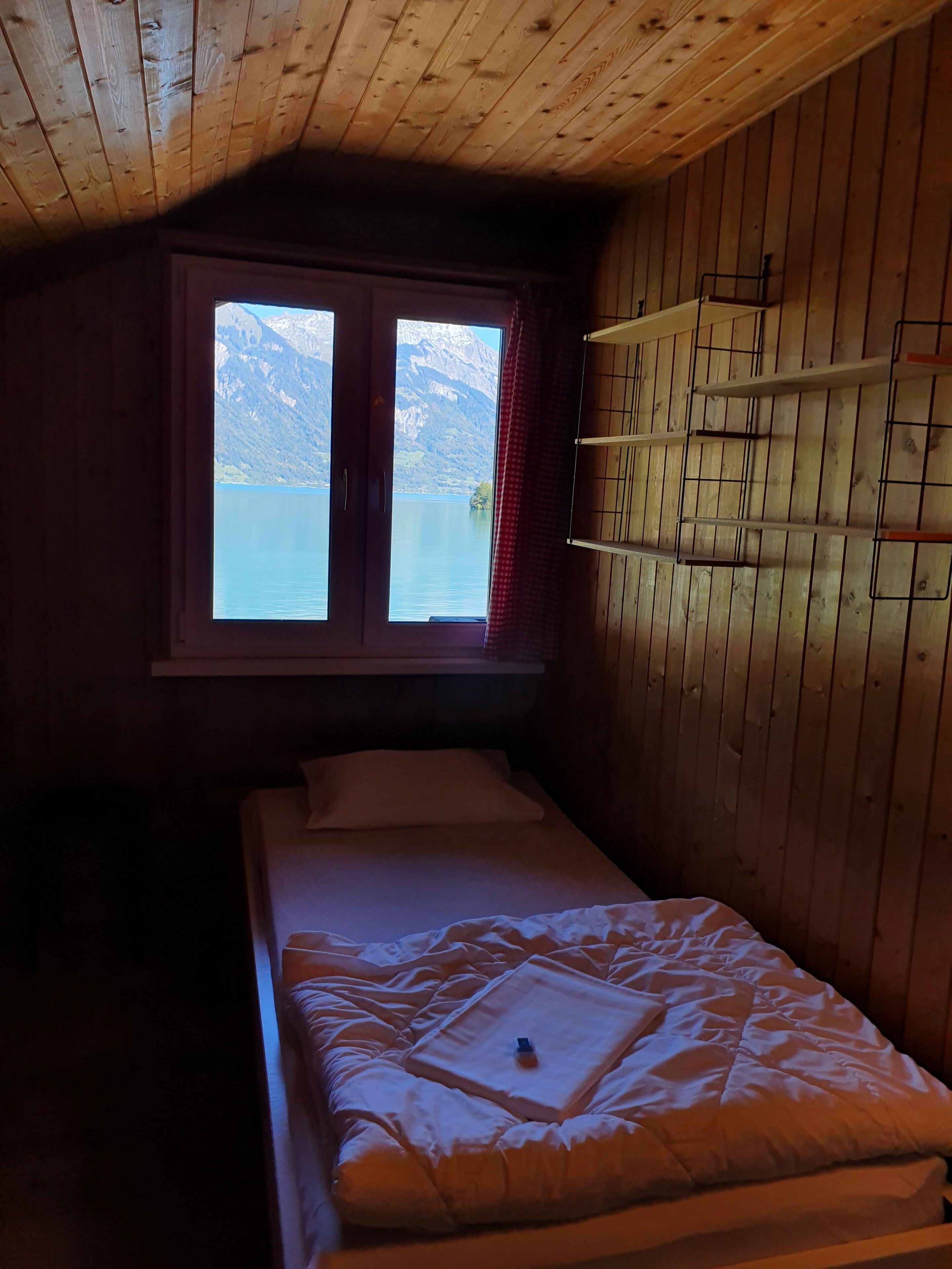 Photo - Lake Lodge Hostel