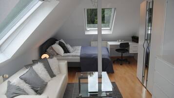 4 Schlafzimmer, Bügeleisen/Bügelbrett, WLAN, Bettwäsche