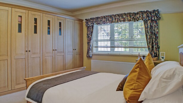 Standard Double Room (Shared) - OYO Wayside Hotel (Wolverhampton)