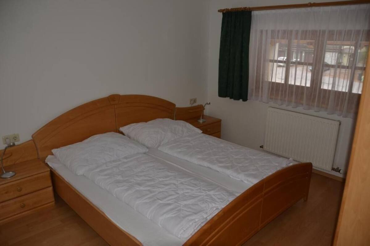 Habitación doble Deluxe, balcón (Top 6) | Insonorización, wifi gratis y ropa de cama