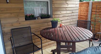 Privet Annexe/ garden room / studio / underfloor heating