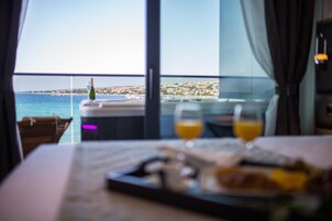 Presidential Suite, Hot Tub, Sea View | Down comforters, memory foam beds, minibar, in-room safe