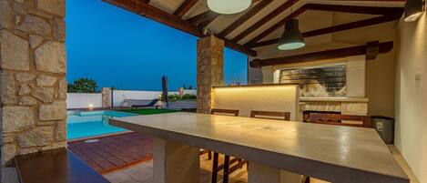 Villa, 3 chambres, piscine privée, vue piscine | Cuisine privée