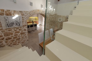 Villa, 3 Bedrooms, Private Pool, Pool View | In-room dining