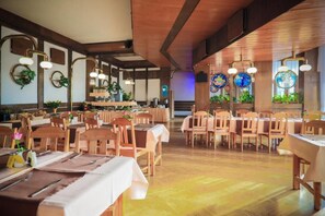 Dining - Hotel NAT Piwniczna Zdrój (Piwniczna-Zdroj)