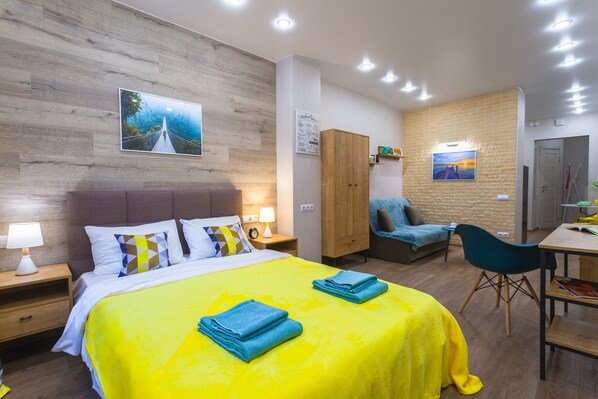 Business-Studio | Hochwertige Bettwaren, Verdunkelungsvorhänge, schallisolierte Zimmer