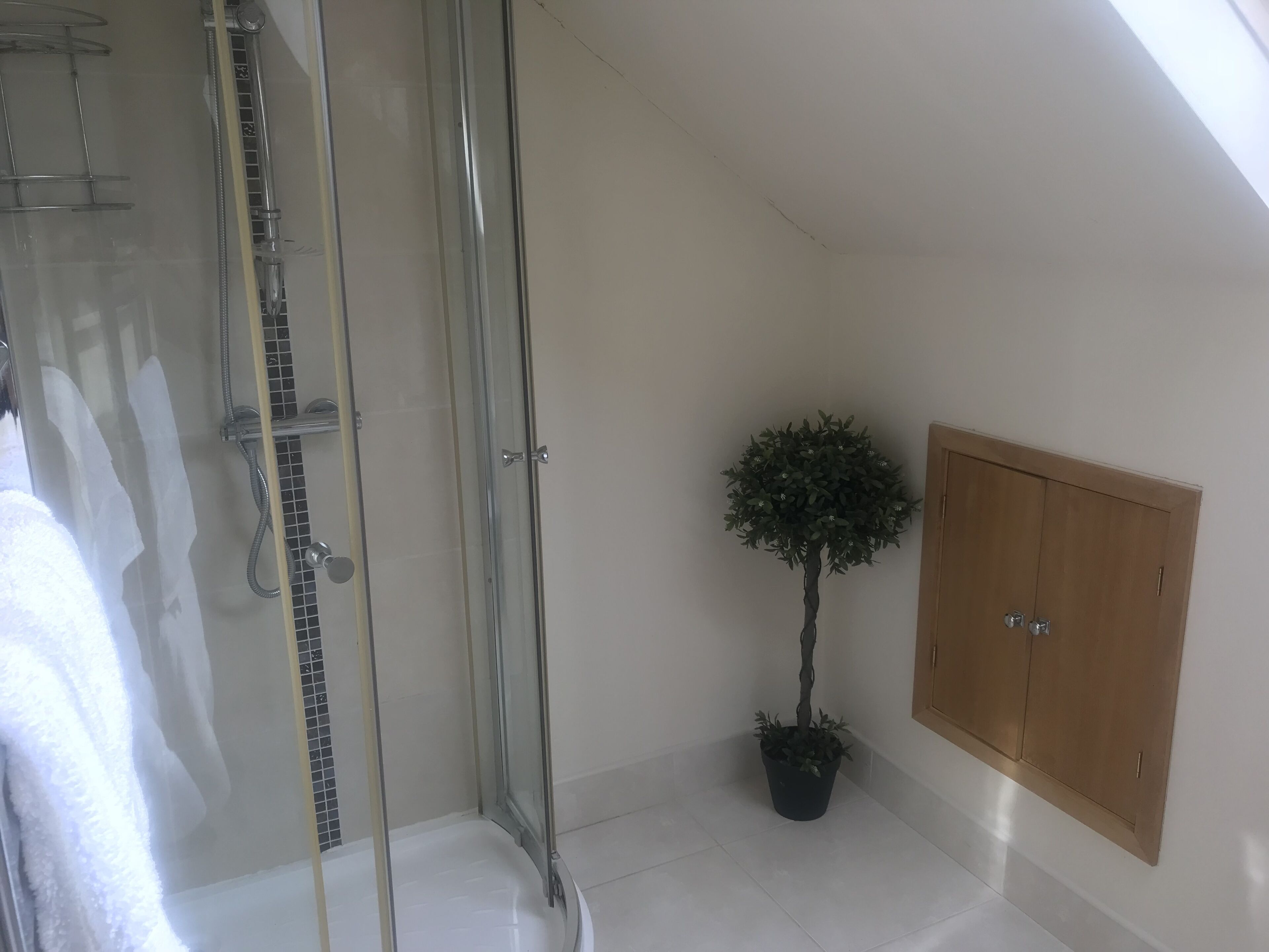 Tranquil Modern Countryside Bungalow