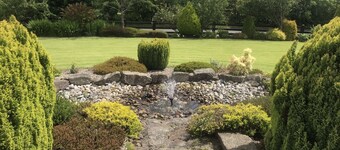 Dungannon 2 Bed Bungalow - Sleeps 5 - Pet Friendly