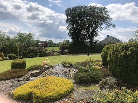Áreas de la propiedad. Dungannon 2 Bed Bungalow - Sleeps 5 - Pet Friendly