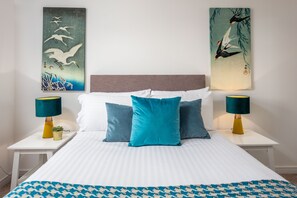 Classic Apartment | 2 bedrooms, iron/ironing board, free WiFi, bed sheets - Walker Suite No53 - Donnini Apartments (Kilmarnock)