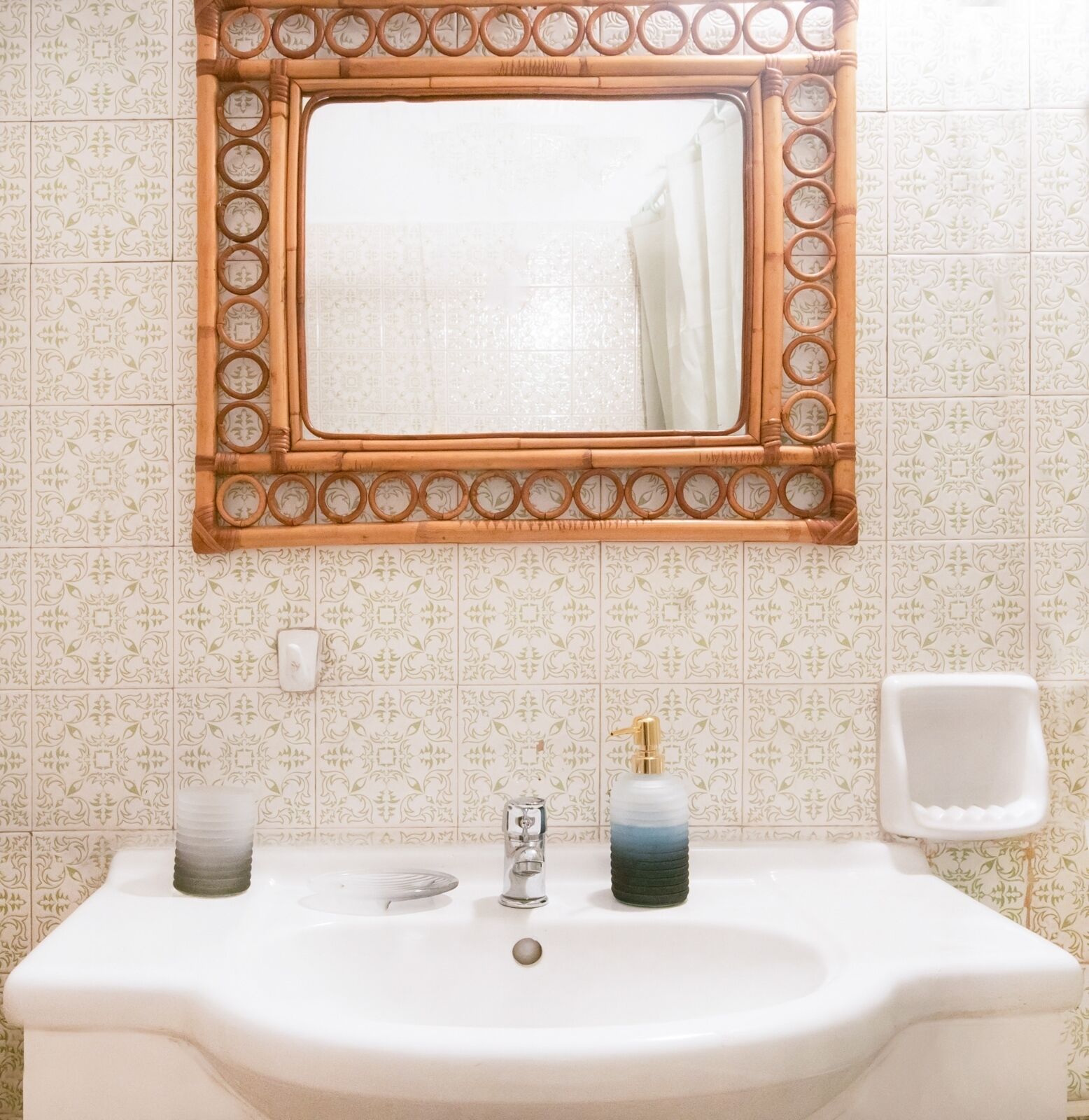 Best House, Marina Home, Athens Avenue, Patra