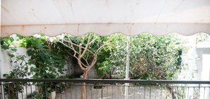 Property grounds - Best House, Marina Home, Athens Avenue, Patra (Patra)