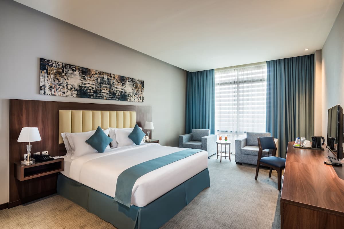1 bedroom, Egyptian cotton sheets, premium bedding, minibar