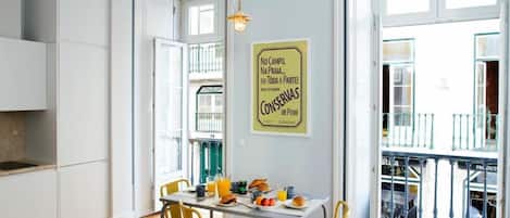 Apartment, 1 Bedroom | 1 bedroom, in-room safe, desk, soundproofing