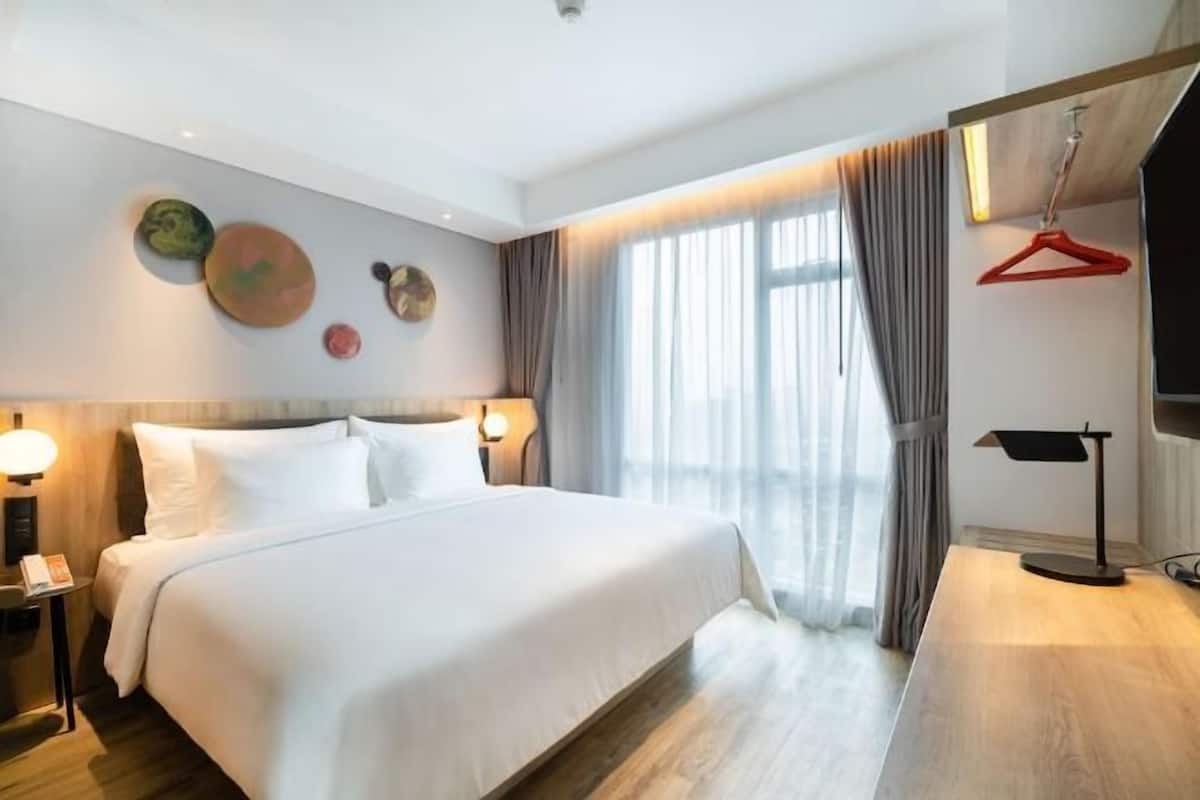 1 Schlafzimmer, Minibar, Schreibtisch, Bügeleisen/Bügelbrett