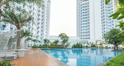 HARRIS Suites Puri Mansion Jakarta