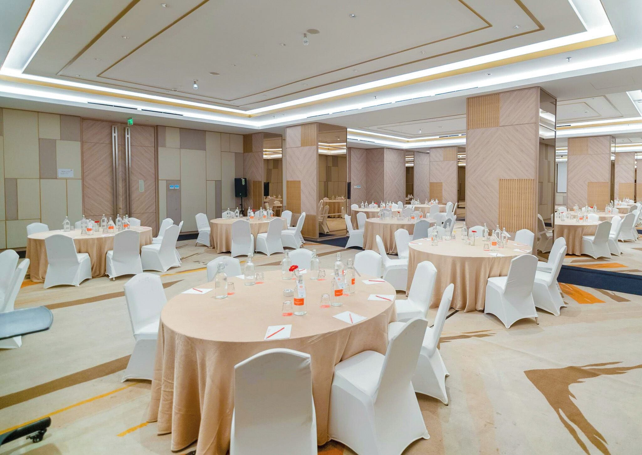 Photo - HARRIS Suites Puri Mansion Jakarta