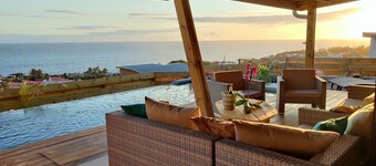 Villa luxe tropicale avec superbe vue mer et piscine privé